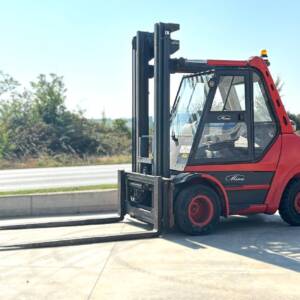 carrello elevatore diesel - muletto rosso diesel