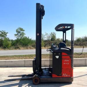 retrattile rosso in esterno