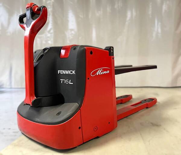 transpallet elettrico Linde Savigliano